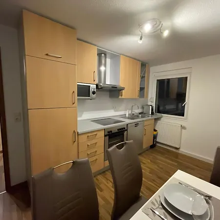 Apartment Bequeme Fuer Handwerker Und Teams *