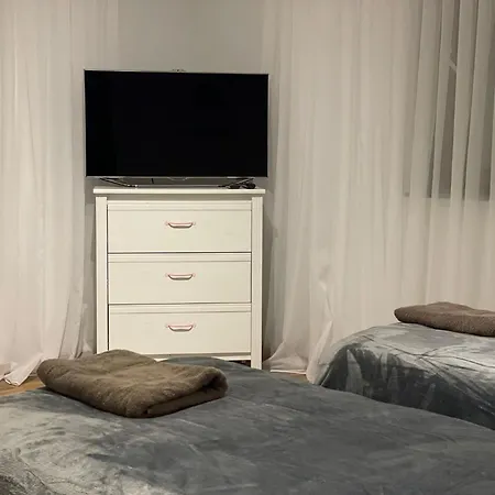 Bequeme Fuer Handwerker Und Teams Apartment